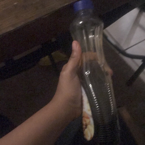 Syrup - Picture 3 of 4